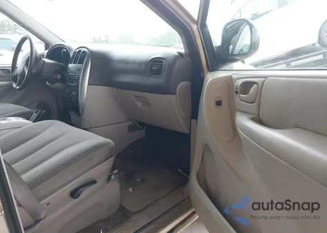 2005 Chrysler Town & Country Touring из США, поврежденный, VIN 2C4GP54L25R444974